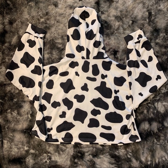 Cow Crop Hoodie - Picture 3 of 5